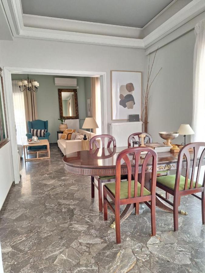 Apartment Large 1 Bedroom Penthouse With Large Terrace