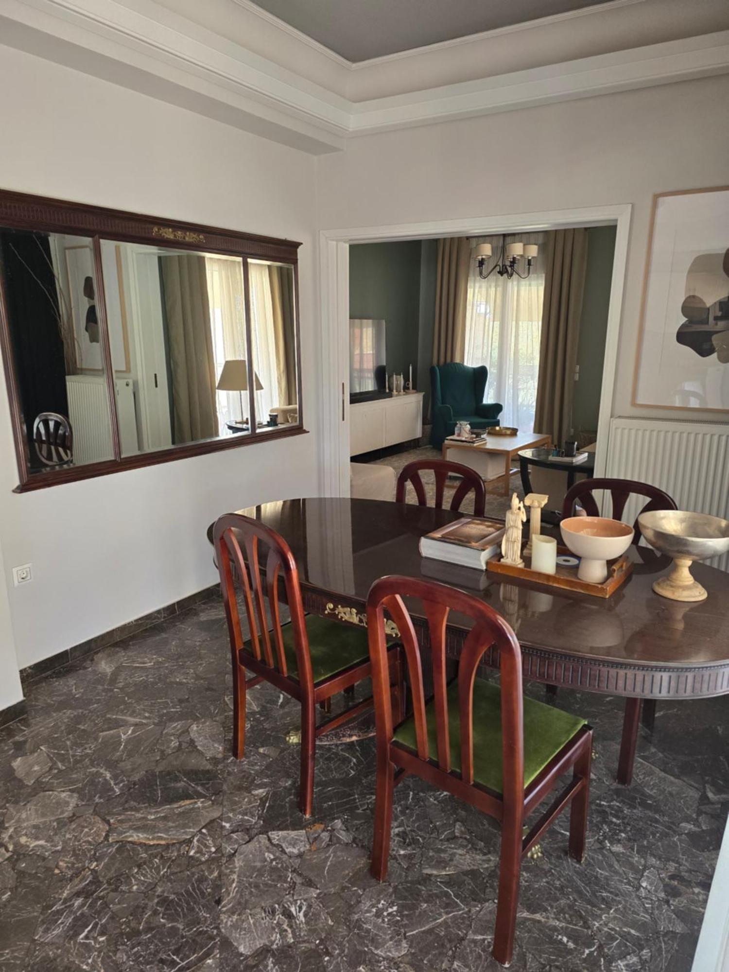 Large 1 Bedroom Penthouse With Large Terrace