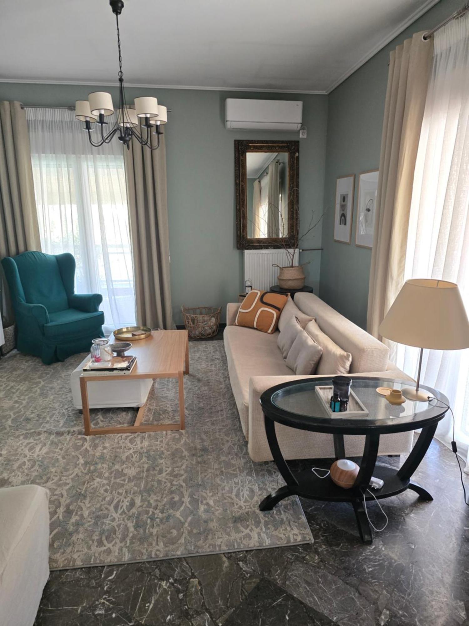 Apartment Large 1 Bedroom Penthouse With Large Terrace Athens